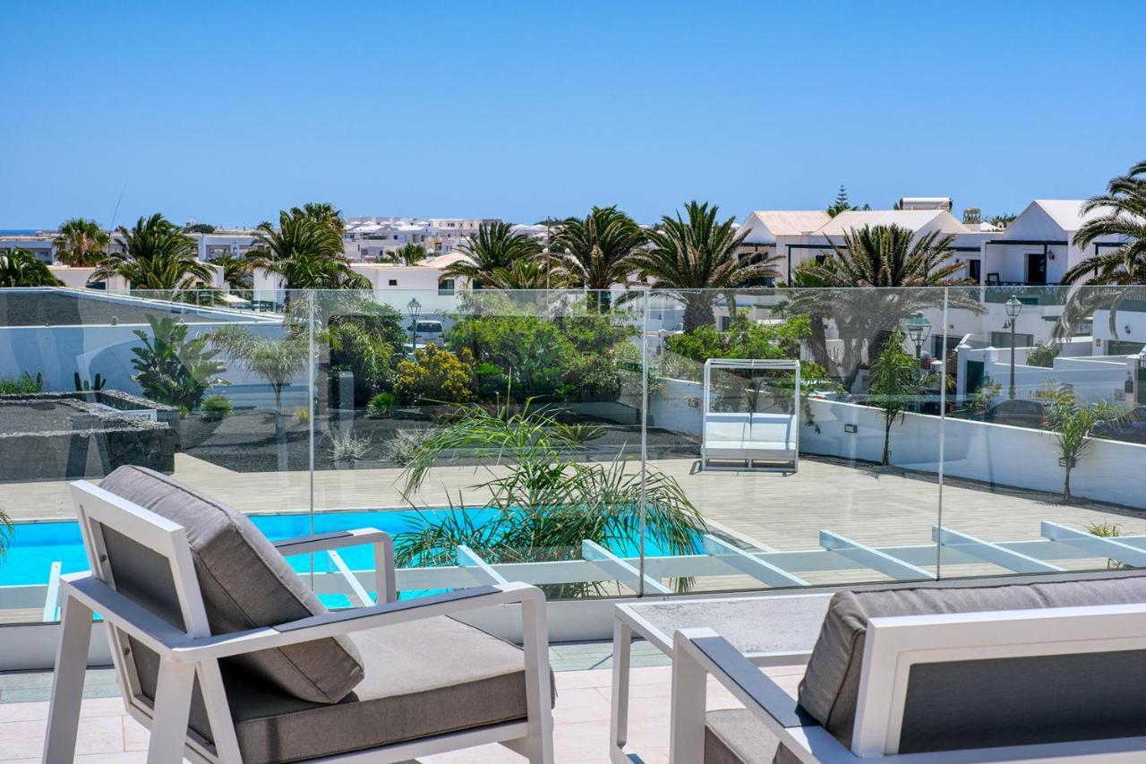 Luminosa Vivienda Vacacional Con Vista A La Piscina Costa Teguise Eksteriør billede
